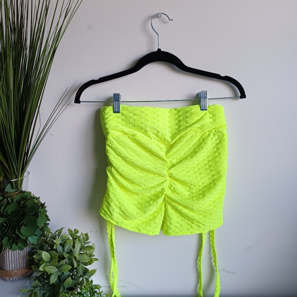 Gustave Design Butt Lifting High Waist Yoga Shorts - Picture 2 of 6